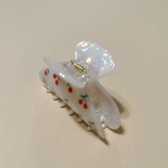 Cherry hair clips K6 - Picture 3 of 4